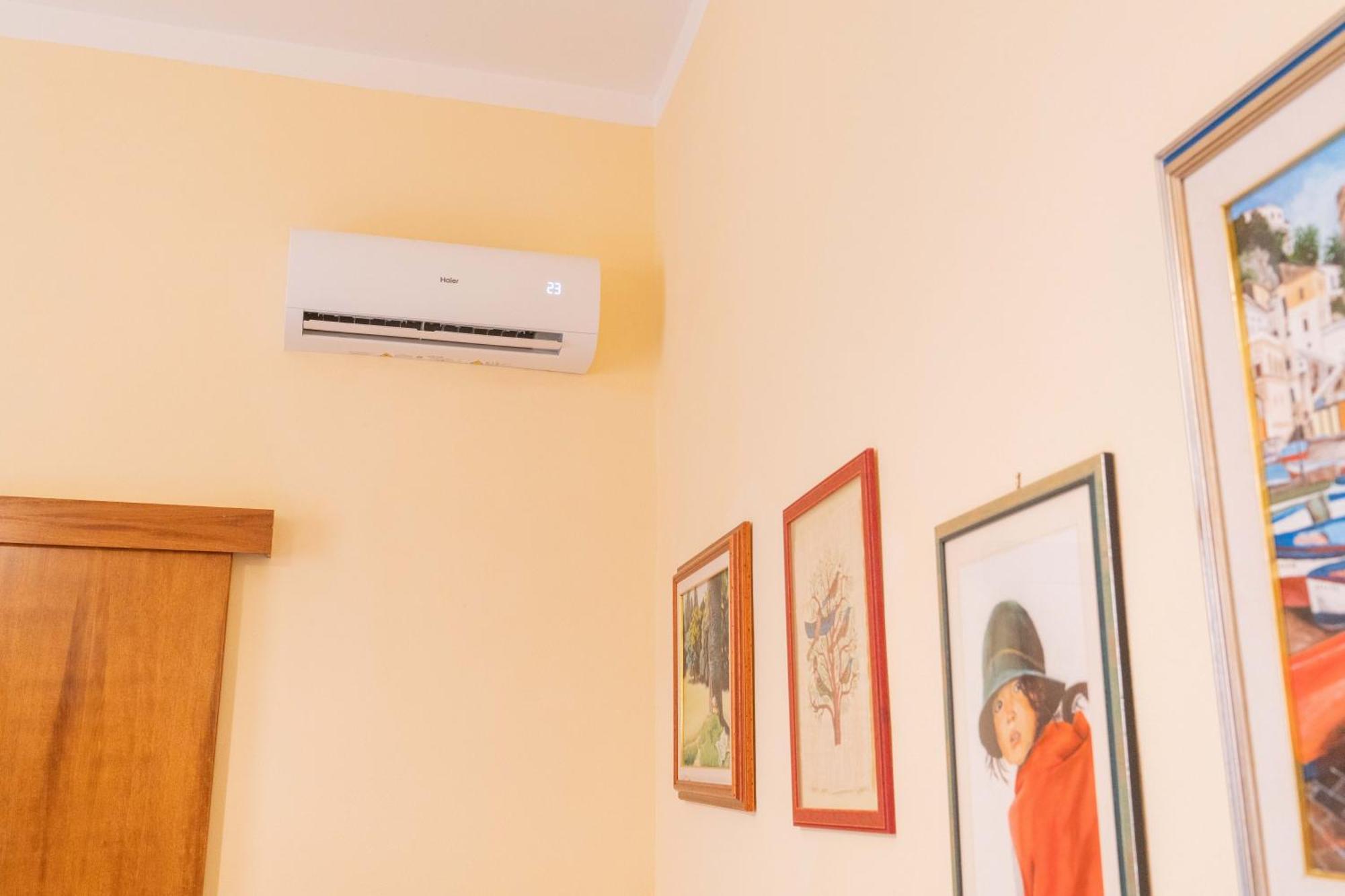 شقة Nel Cuore Della Cittadina Termale Maison M&V مونتيكاتيني تيرمي المظهر الخارجي الصورة